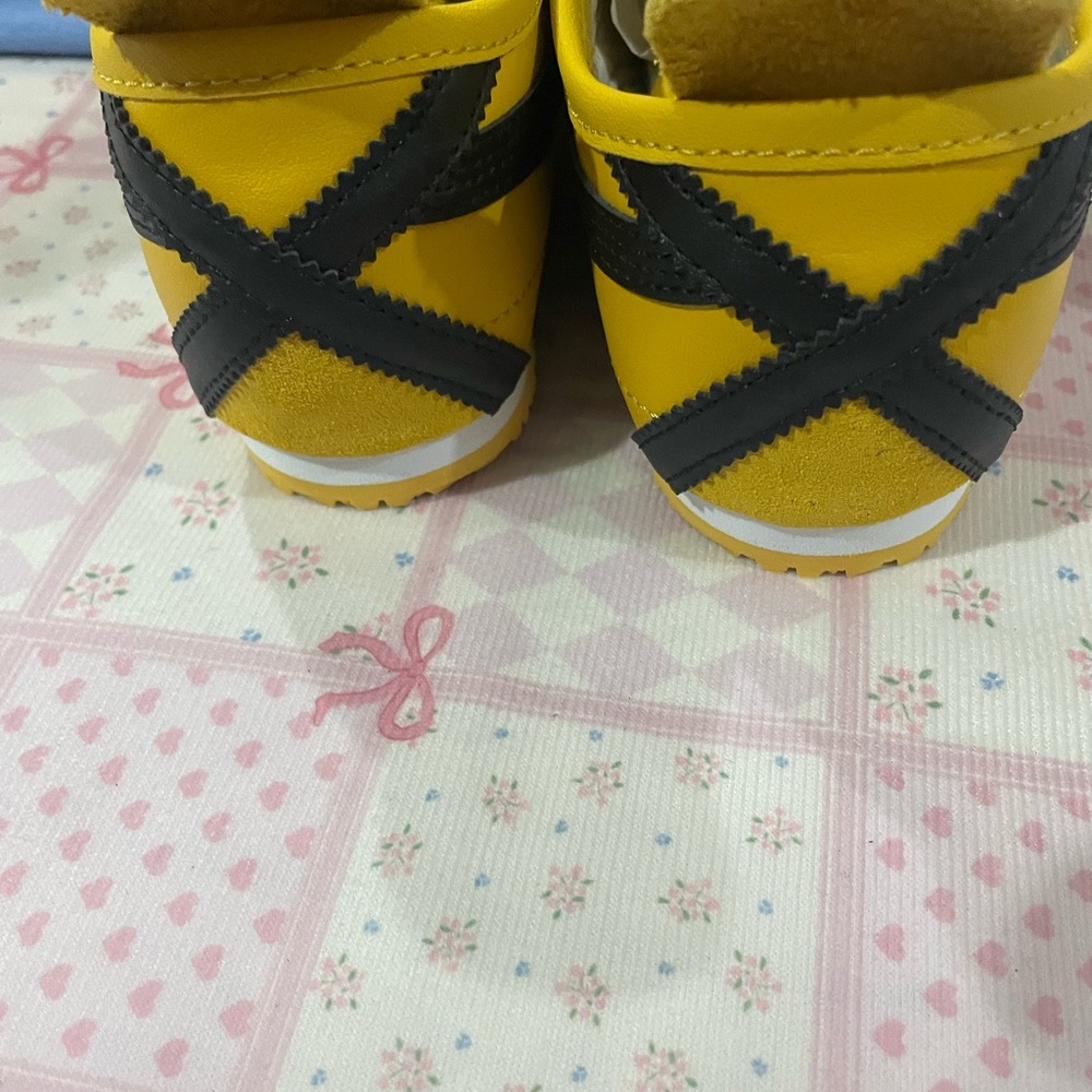 Onitsuka Tiger by Asics Sneakers - Yellow with Black Stripes - Picture 7 of 8